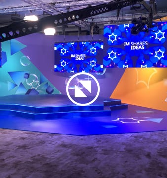 Kick-Off I Studio Event To do: Technik I Streaming I Setbau I Design Location: Theater am Potsdamer Platz